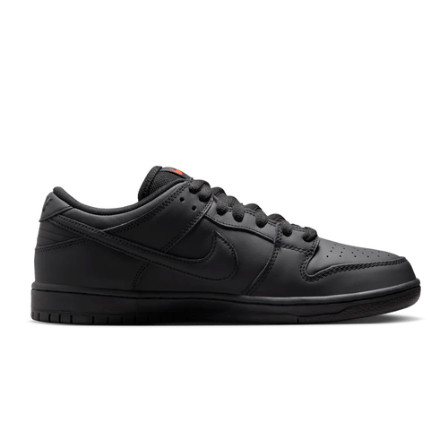 ZAPATILLAS NIKE SB DUNK LOW TRIPLE BLACK HOMBRE