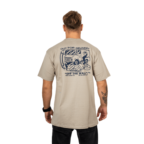 REMERA VANS NEXT STOP SS MC HOMBRE GRI